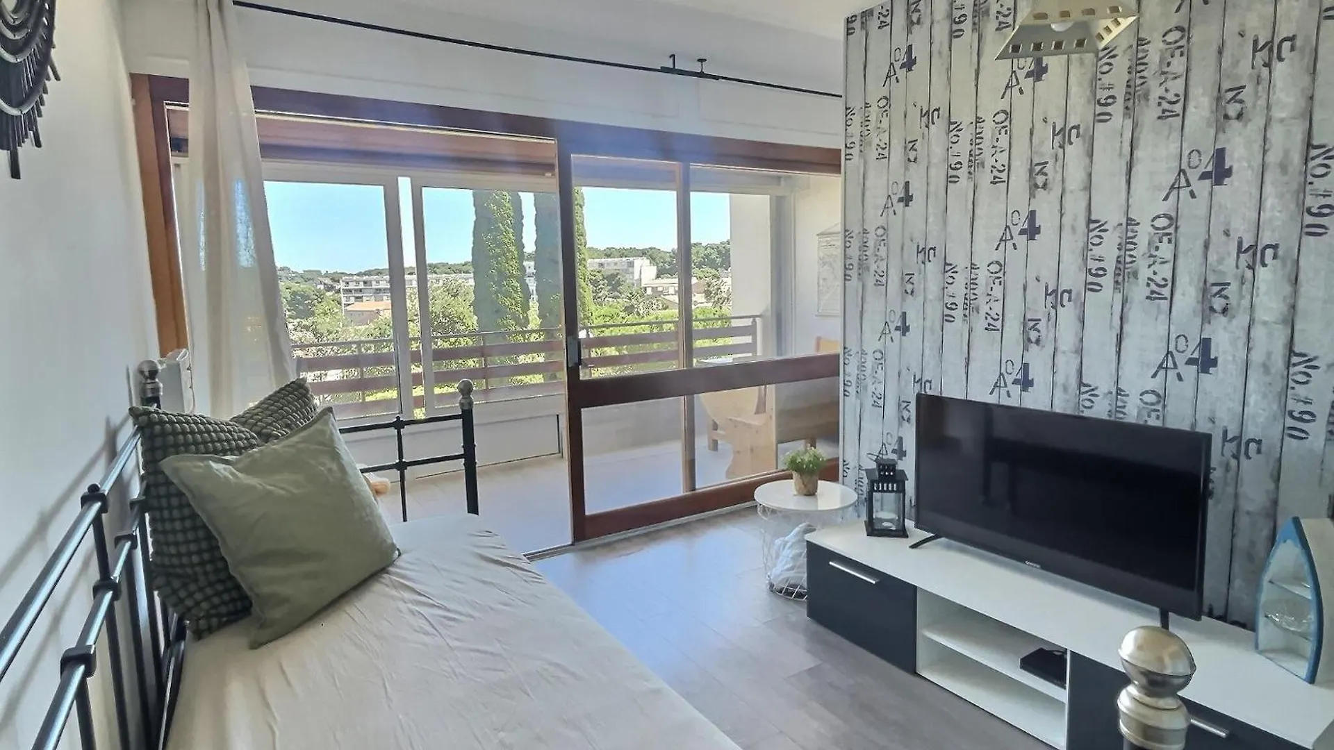 Ferienwohnung Chez Thim Hyères Frankreich